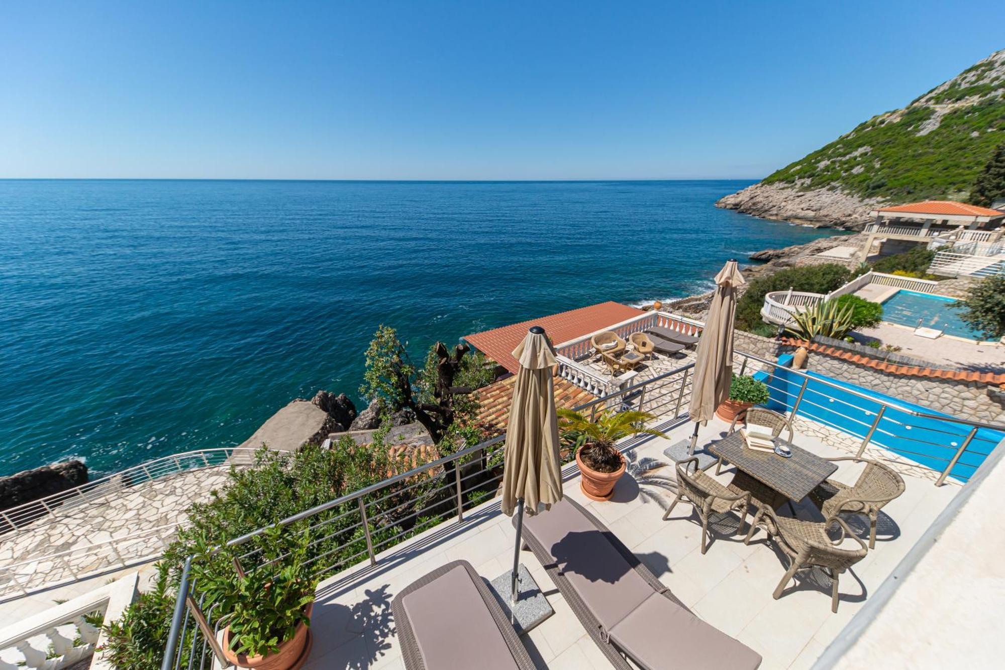 Vila Dora Добра вода Екстериор снимка
